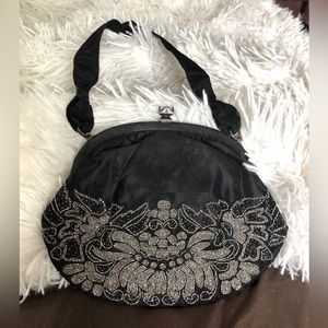 Beautiful beaded vintage bag 1920’s
